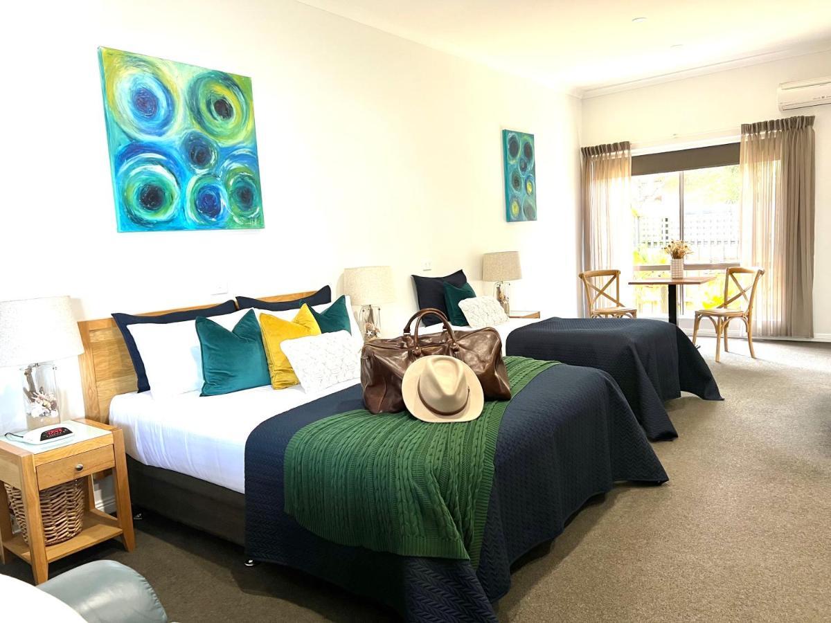 Coastal Waters Motor Inn Lakes Entrance Dış mekan fotoğraf